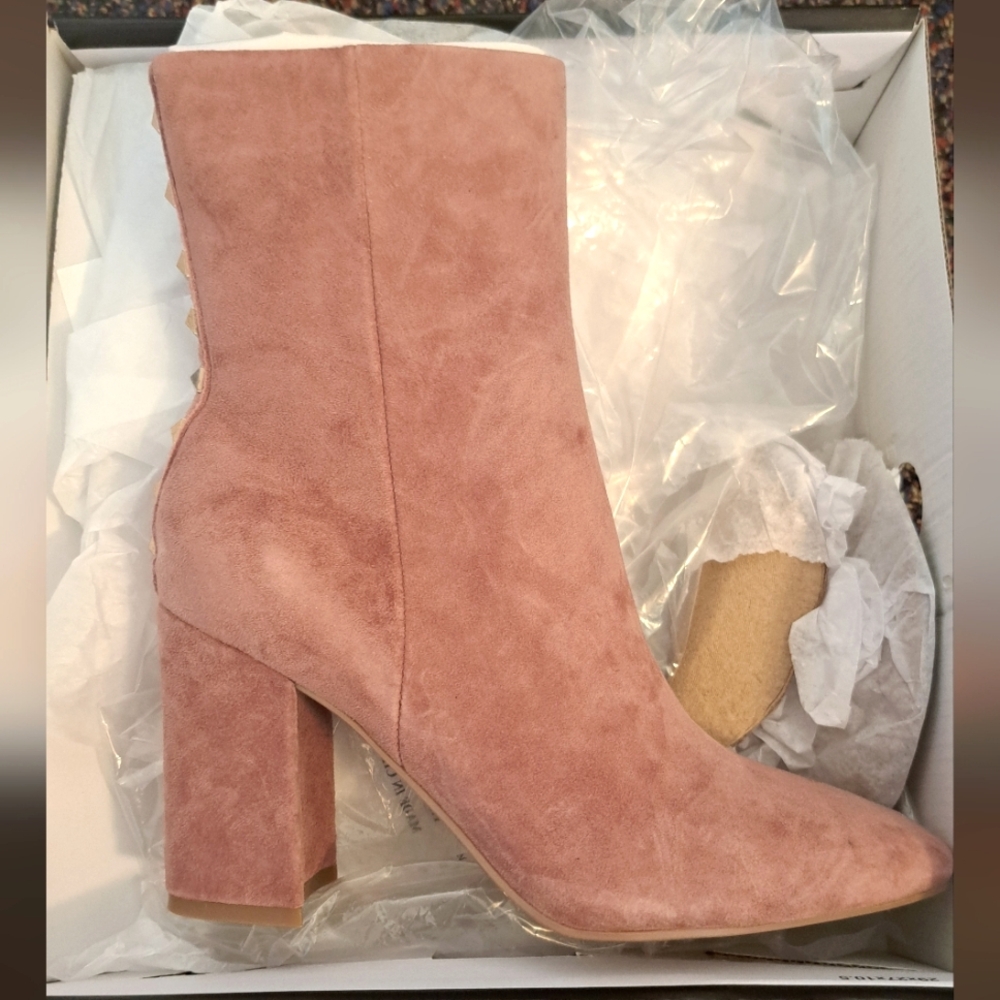 Nine West Blush Suede Ankle Boots Booties Size 6